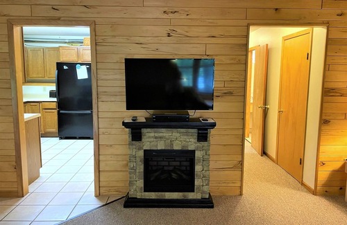 Phillips Condo | Red Pines - Elk Lake Condo #6 | 3 Bed, 1 Bath