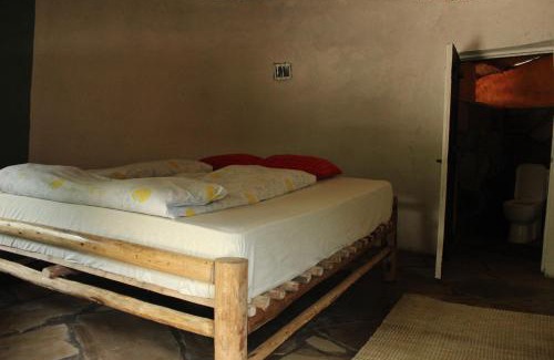 Nyakinama House | Red Rocks Rwanda - Campsite Guesthouse