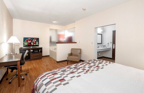 Hartselle Hotel | Red Roof Inn Hartselle