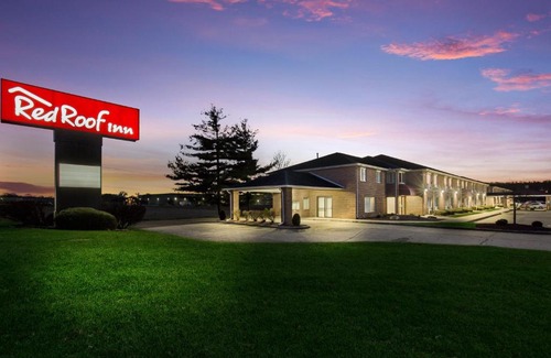 Greendale Hotel | Red Roof Inn Lawrenceburg