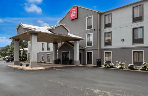Mifflinville Hotel | Red Roof Inn & Suites Bloomsburg - Mifflinville