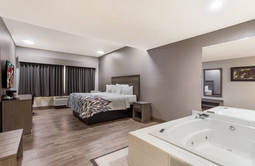 Corbin Hotel | Red Roof Inn & Suites Corbin