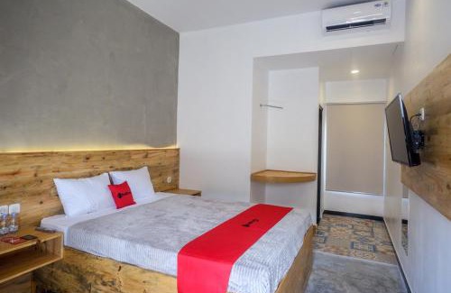Klaten Hotel | RedDoorz @ Klaten City