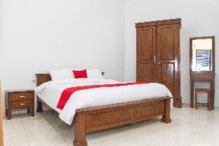 Cileunyi House | RedDoorz near Jatinangor Town Square