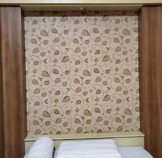 Kudus Hotel | RedDoorz near Simpang Tujuh Kudus