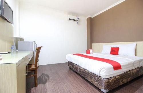 Laweyan House | RedDoorz near Stadion Manahan Solo
