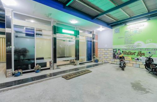 Samarinda House | RedDoorz near Taman Samarendah Samarinda