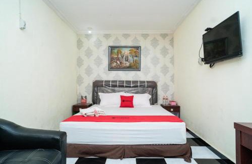 Banjarmasin Hotel | RedDoorz near Uniska Banjarmasin