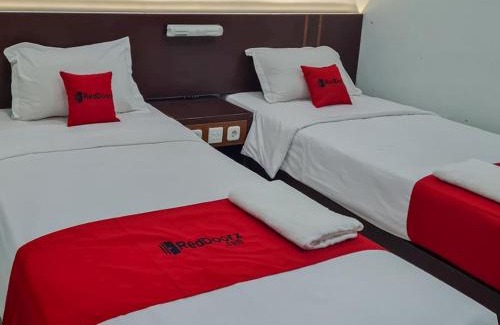 Palangkaraya Hotel | RedDoorz Plus at Hotel Royal Palangka Raya