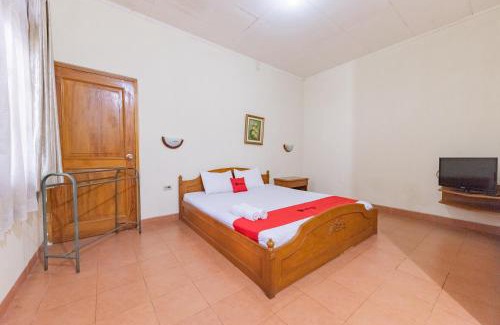 Sukabumi Hotel | RedDoorz Plus at Wisma Kenanga Sukabumi