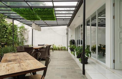 Pancawati House | RedDoorz Plus near Exit Toll Puncak 2