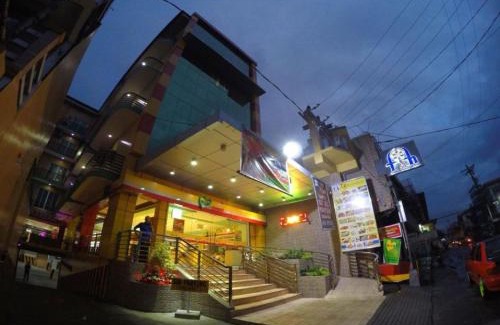Tuguegarao Hotel | RedDoorz Plus @ Taj Hotel Tuguegarao