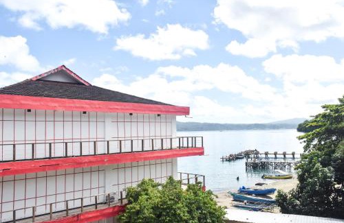 Ambon Hotel | RedDoorz Plus @ Tirta Kencana Hotel