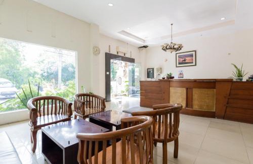 Gubeng House | RedDoorz @ Raya Ngagel 2