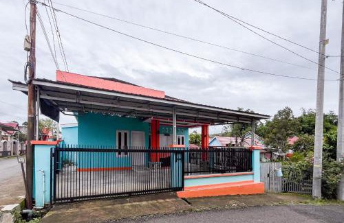 Lahat Hotel | RedDoorz Syariah at Anggia & Anaqi Homestay Pagar Alam