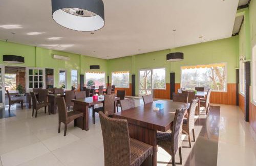 Bengkulu Hotel | RedDoorz Syariah At Hotel Putri Gading Bengkulu
