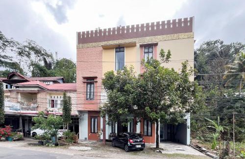 Lemo Hotel | RedDoorz Syariah at Homestay Haji Soma Makale