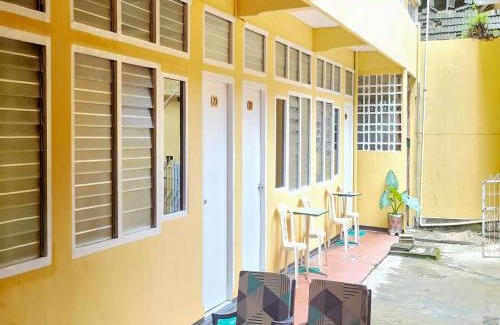 Tanjung Pinang Hotel | RedDoorz Syariah Near Pelabuhan Sri Bintan Pura Tanjungpinang