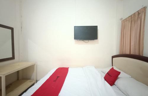 Tetebatu Hotel | RedDoorz Syariah near Rumah Sakit Umum Wisata UIT