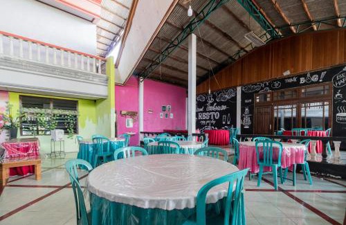Sungai Pagu Hotel | RedDoorz Syariah near Kawasan Saribu Rumah Gadang Solok Selatan