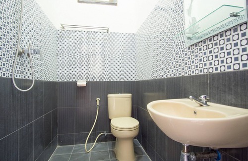 Pulau Maitara House | RedDoorz Syariah near Ngade Lake