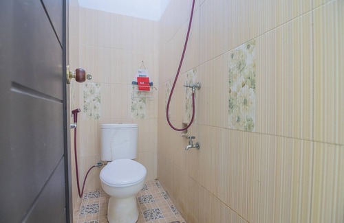 Tarakan House | RedDoorz Syariah near Ramayana Mall Tarakan