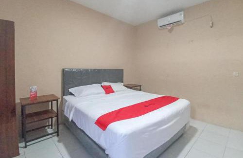 Waena Hotel | RedDoorz @ Waena Jayapura