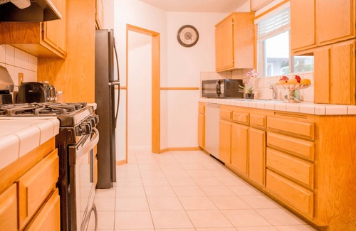 North Redondo House | Redondo Beach House Close to LAX/Sofi/Forum/Beach/Restaurants