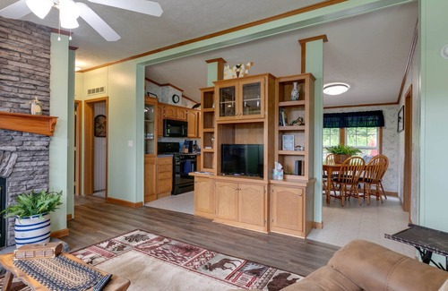 Sabinsville House | Redtail Haven: Your Gateway to Nature's Bounty