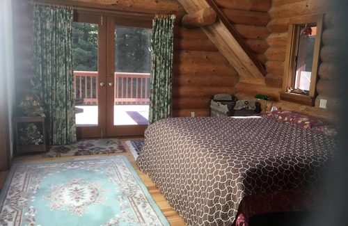 Crescent City House | Redwood Log Cabin