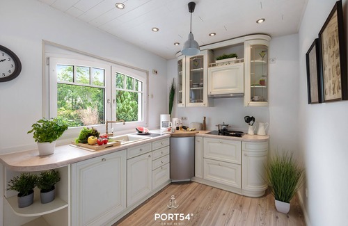 Selk House | Reethüs Schleiblick - sauna, whirlpool, wellness shower, terrace, garden, barbecue