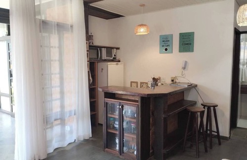 Araras Apartment | Refúgio Rústico em Condomínio Vilarejo das Cachoeiras