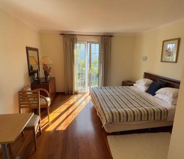 Faial House | Refúgio das Camélias