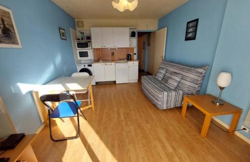 Arzon Apartment | REF 145 Studio pour trois personnes vue Port Crouesty