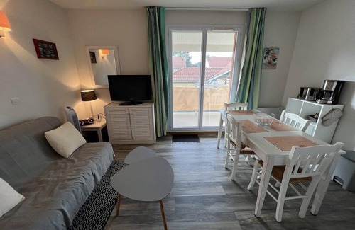 Le Verdon-sur-Mer Apartment | Ref 615 - Apartment in a private residence with swimming pool