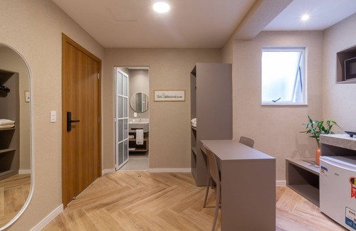 Leme Apartment | Refuge a few steps from Copacabana Beach | Q15