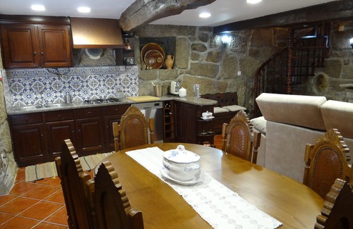 Seixo da Beira Villa | Refurbished old house, close to Serra da Estrela.