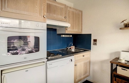 Reberty Apartment | Refurbished Studio · Ski-in/Ski-out · Balcony · Free WiFi