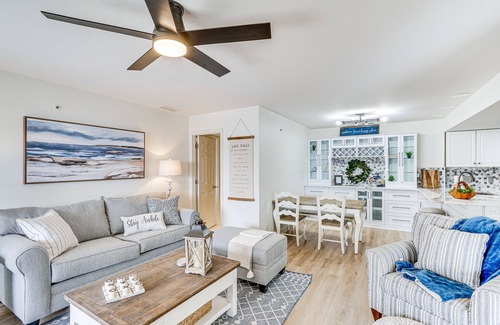Village of Four Seasons Condo | Regatta Bay Condo w/Balcony + Water Views!