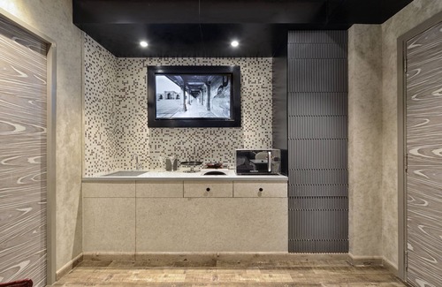 Navrangpura Hotel | Regenta Central Antarim Ahmedabad