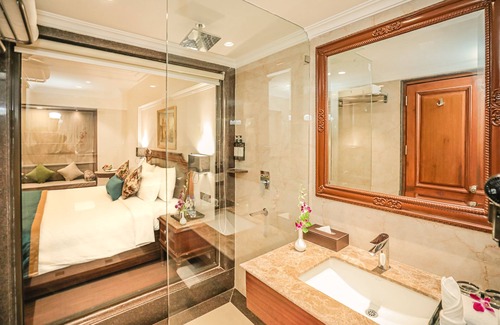 Hazratganj Hotel | Regenta Central Lucknow by Royal Orchid Hotels Limited