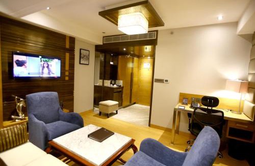 Kanpur Hotel | Regenta Central the Crystal Kanpur,