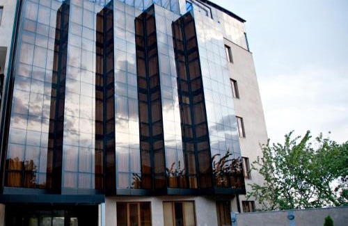 Nork-Marash Hotel | Regineh Hotel