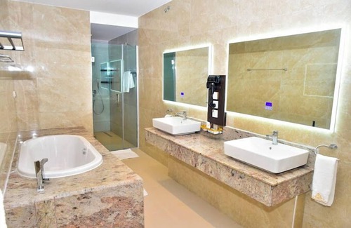 Owerri Hotel | Regisgate Hotels