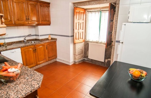 Areas House | Regueiro Apartment