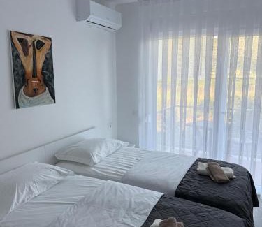 Shengjin Apartment | Rei Apartment 2