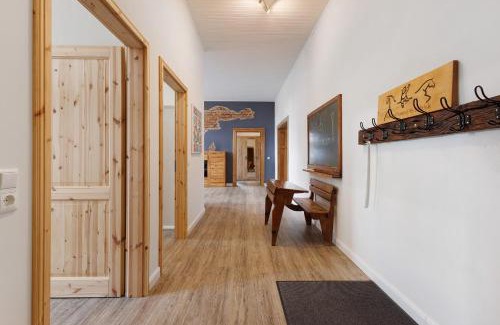 Holstenniendorf Apartment | Reit- und Ferienhof Alte Dorfschule
