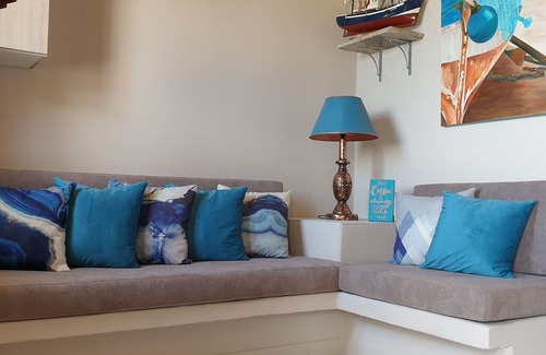 Stavros Cottage | Reithron House, Newly Renovated Modern and Cozy Cottage