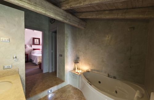 Borgomaro Hotel | Relais Del Maro