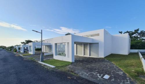 Las Guias Oriente House | Relajante villa cerca de la playa